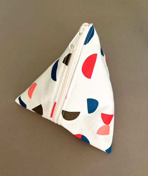 The White Circle - Pyramid Pouch